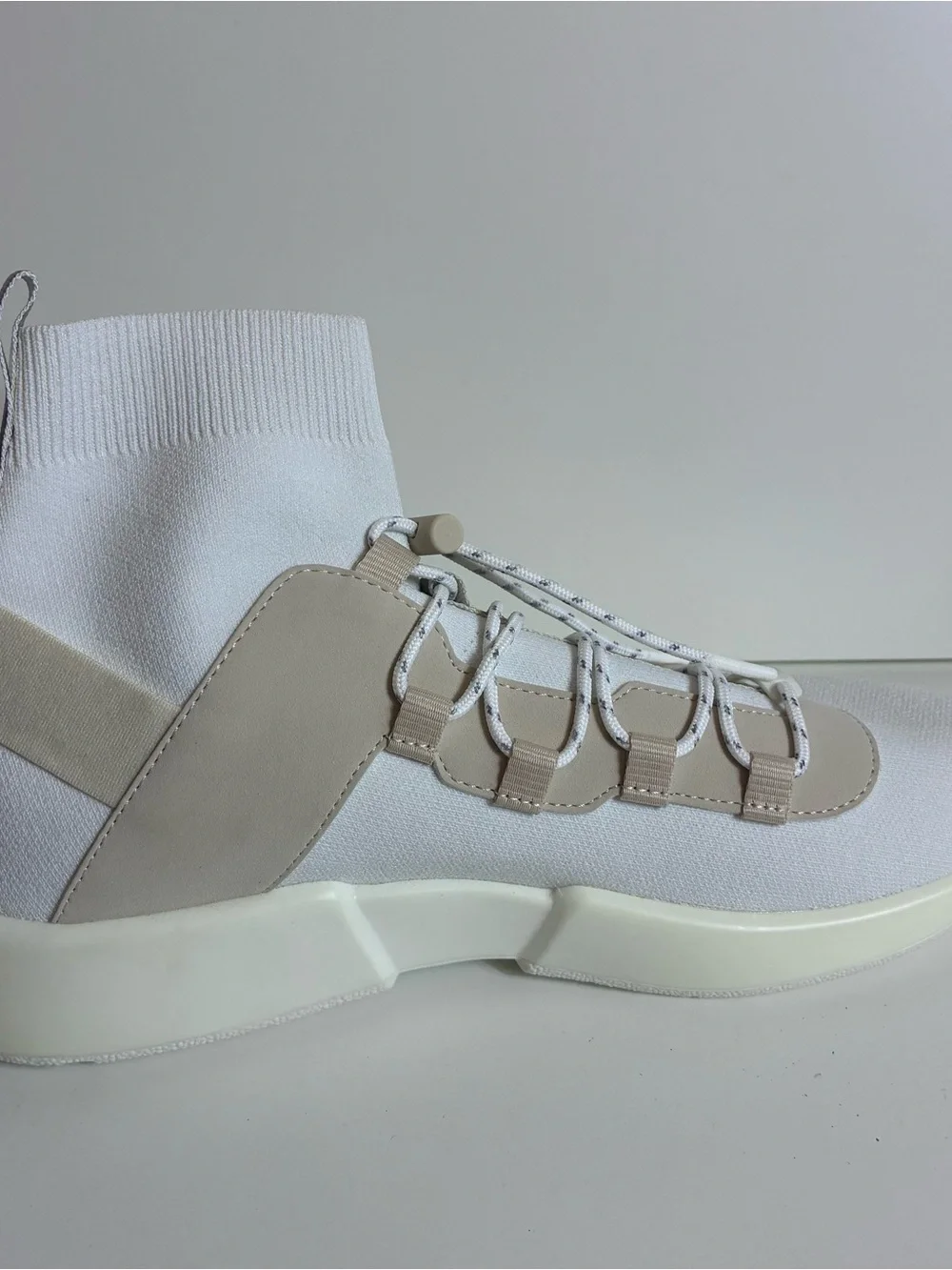Alo Wanderer Womems Size 9 Sneakers High Top Sock Shoes Bone White Athleisure